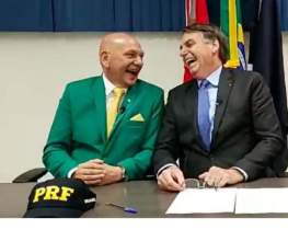 Luciano Hang e Bolsonaro se encontram para articular candidatura do empresário