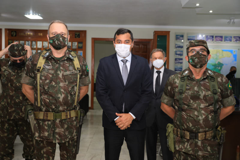 Wilson Lima agradece apoio do Exército no combate à covid-19