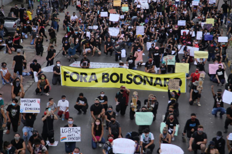 Esquerda organiza manifestações nacionais a favor do impeachment de Bolsonaro