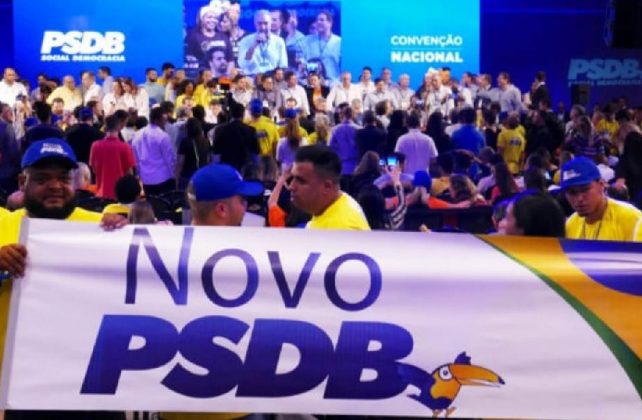 Abertura de janela partidária deve tirar ao menos 10 deputados do PSDB