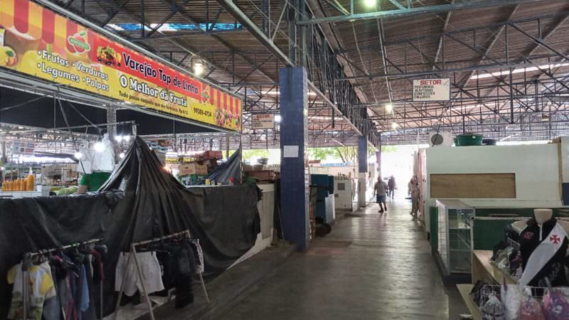 Vizinhos da CMM, feirantes do Santo Antônio 'invejam' vereadores: 'para nossa feira eles não ligam'