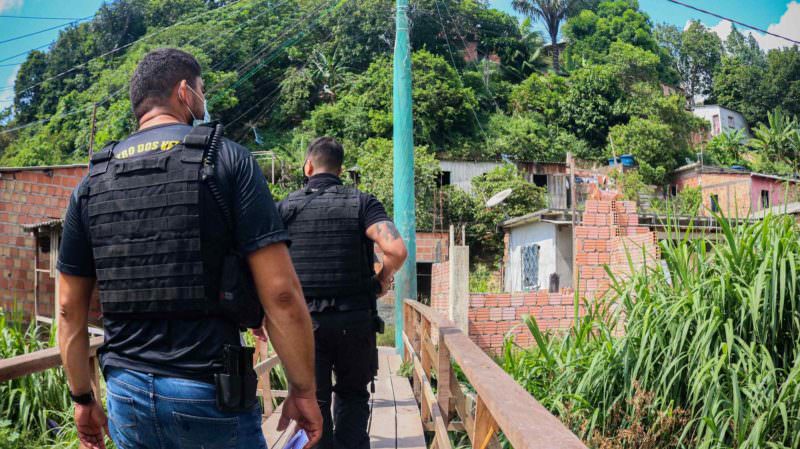 Suspeitos de tráfico internacional de drogas são presos em Manaus