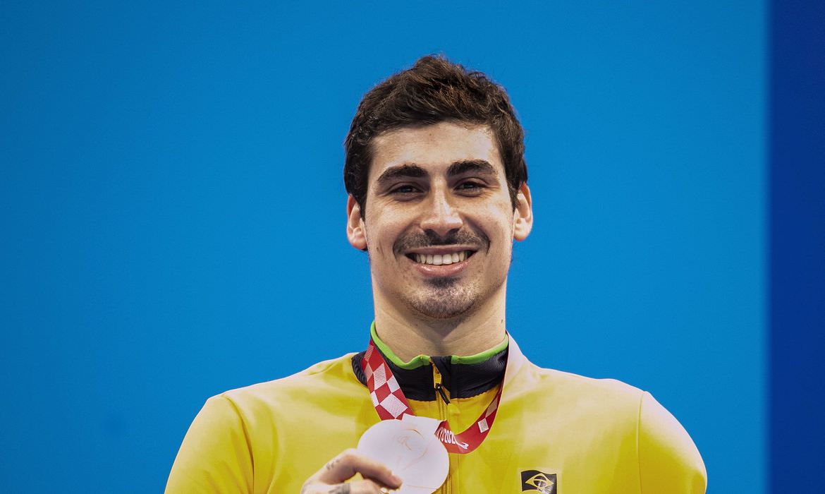 Paralimpíada: Talisson Glock fatura bronze na natação nos 100m