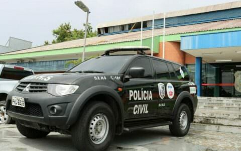 Jovem é preso suspeito de assassinar padrasto a facadas em Manaus