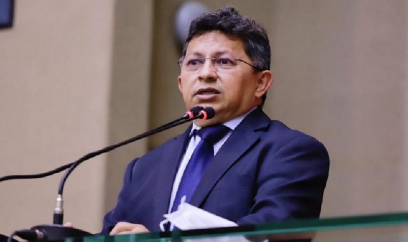 ‘Vamos apurar todas as irregularidades que a Amazonas Energia comete’, diz Sinésio
