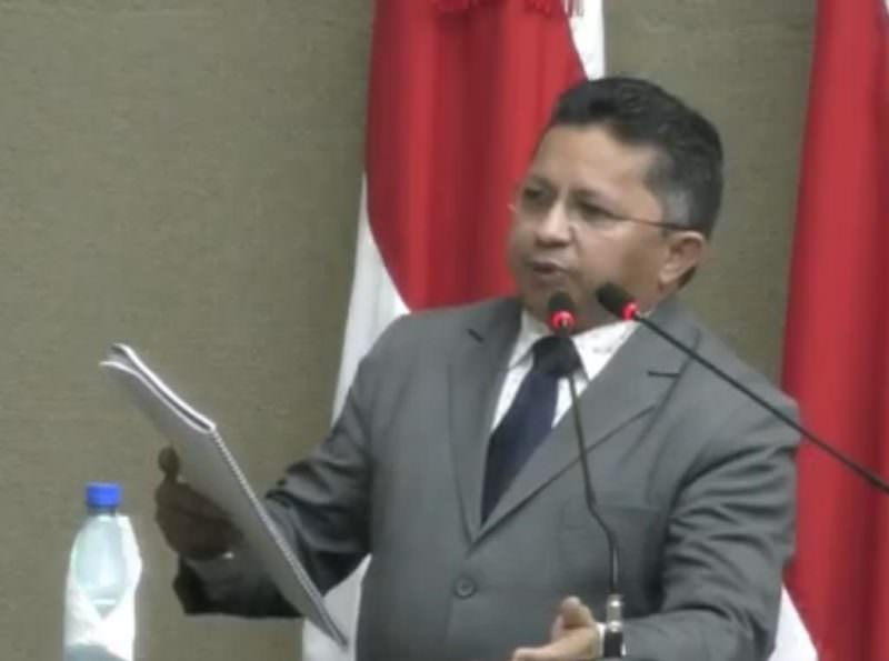 Aleam transmite entrega de medalhas e corta CPI da Amazonas Energia