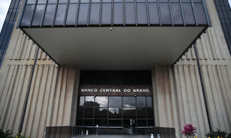 Mercado financeiro eleva projeção da inflação para 8,69%