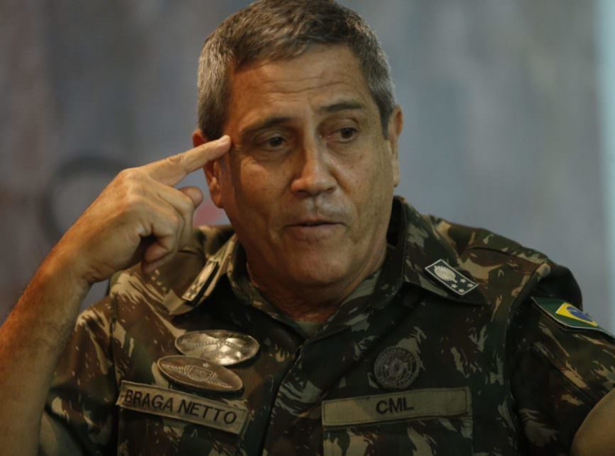 Braga Netto celebra aniversário da ditadura militar: ‘evolução da política brasileira’