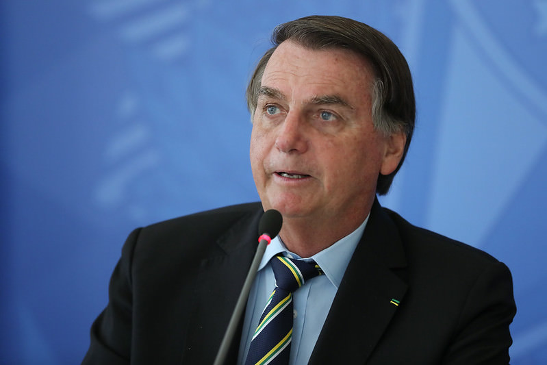 Auxílio Brasil: Bolsonaro recorre ao Congresso para abertura de crédito