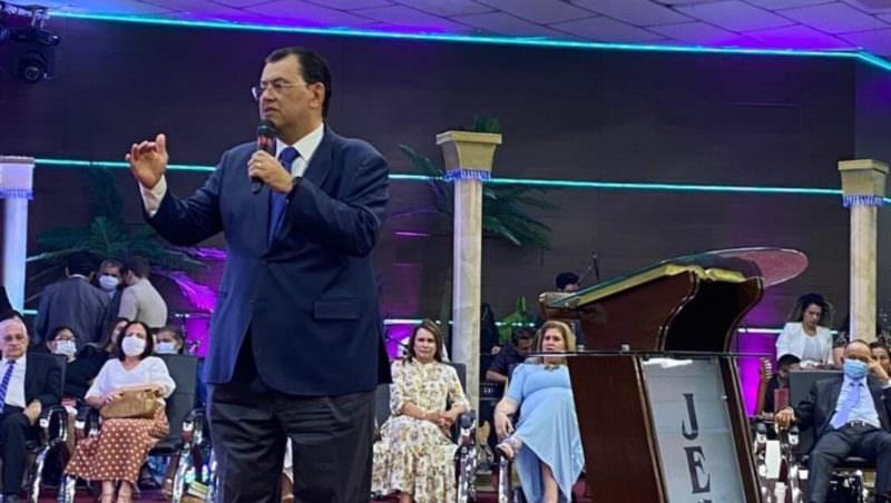 De olho nas eleições 2022, Braga recebe 'bênçãos' de comunidade evangélica em Manaus
