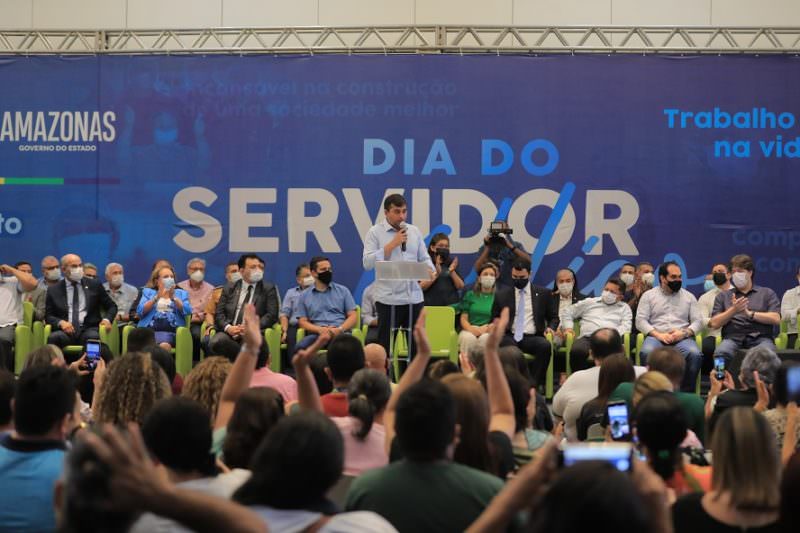 Wilson Lima anuncia benefícios para servidores públicos do Amazonas