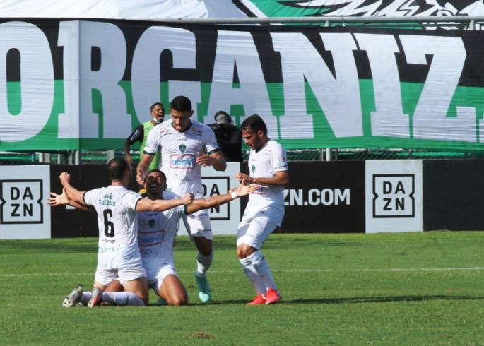 Manaus FC atropela Novorizontino e lidera grupo na Série C