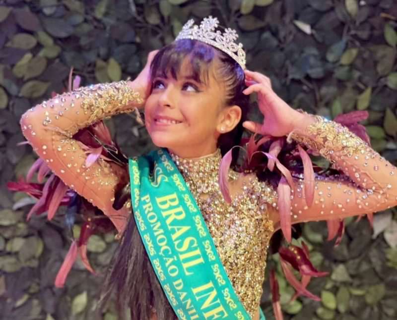 Amazonense de 10 anos é coroada Miss Brasil Infantil 2021