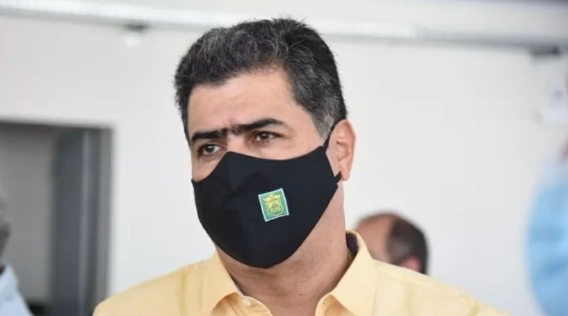 Prefeito de Cuiabá é afastado e chefe de gabinete preso por fraudes na Saúde