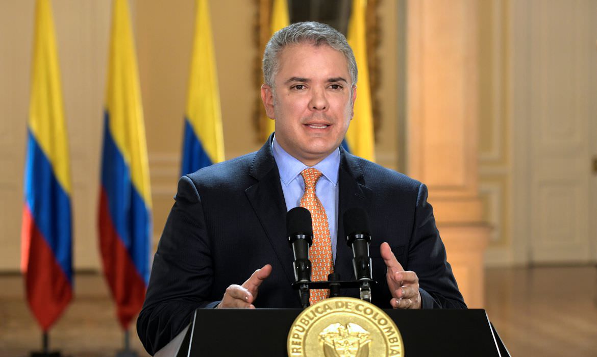 Presidente da Colômbia vem ao Brasil com agenda voltada para reativação da economia