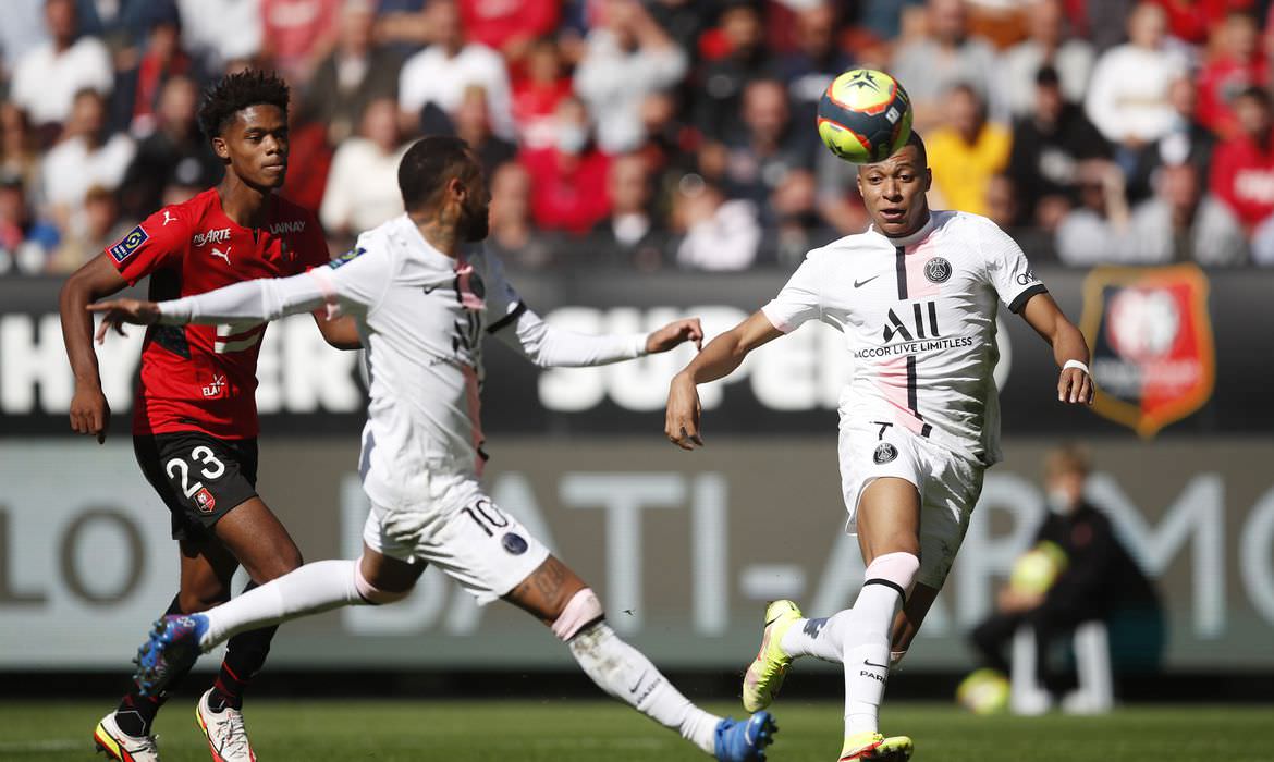 Craques se perdem em campo e PSG é derrotado pelo Rennes