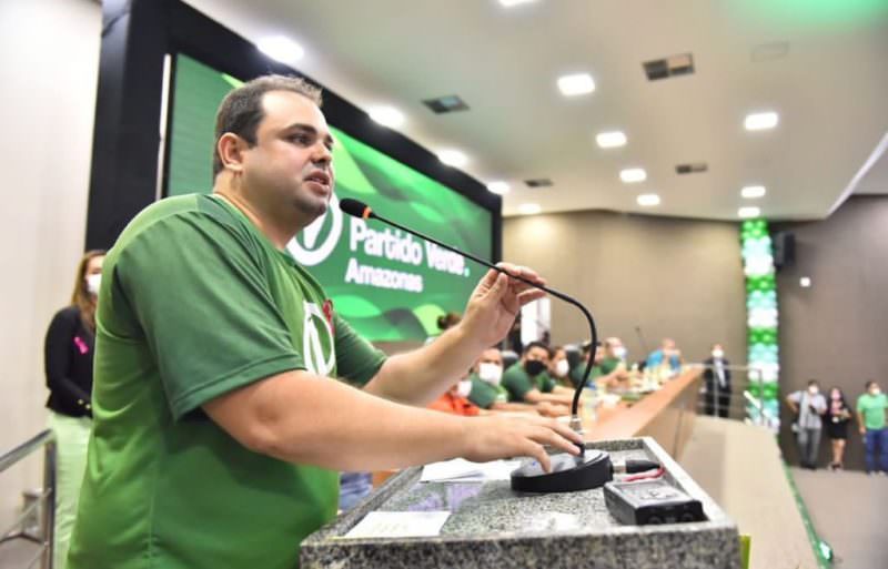 Roberto Cidade ganha presidência estadual do PV como ‘presente de aniversário’