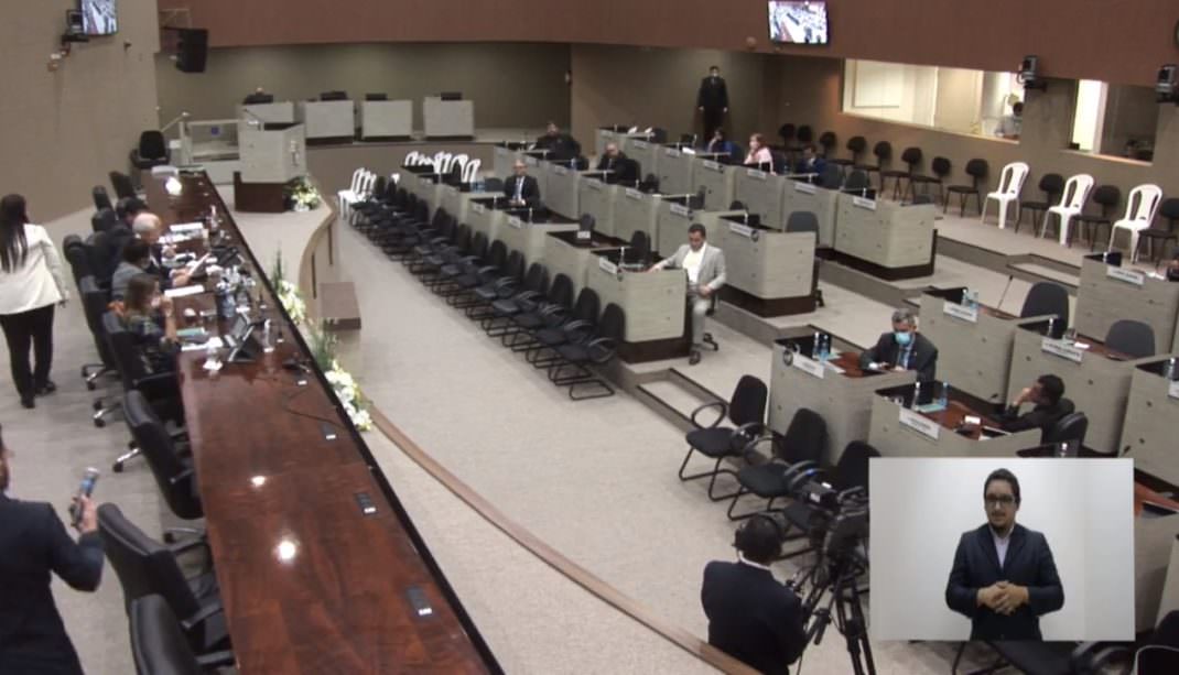 CMM antecipa pontos facultativos de Carnaval e 'descanso' parlamentar será de 11 dias