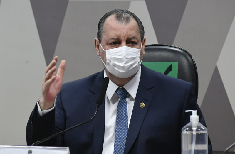 Omar processa Google, Facebook, agência e blogs: 'direito de imagem'