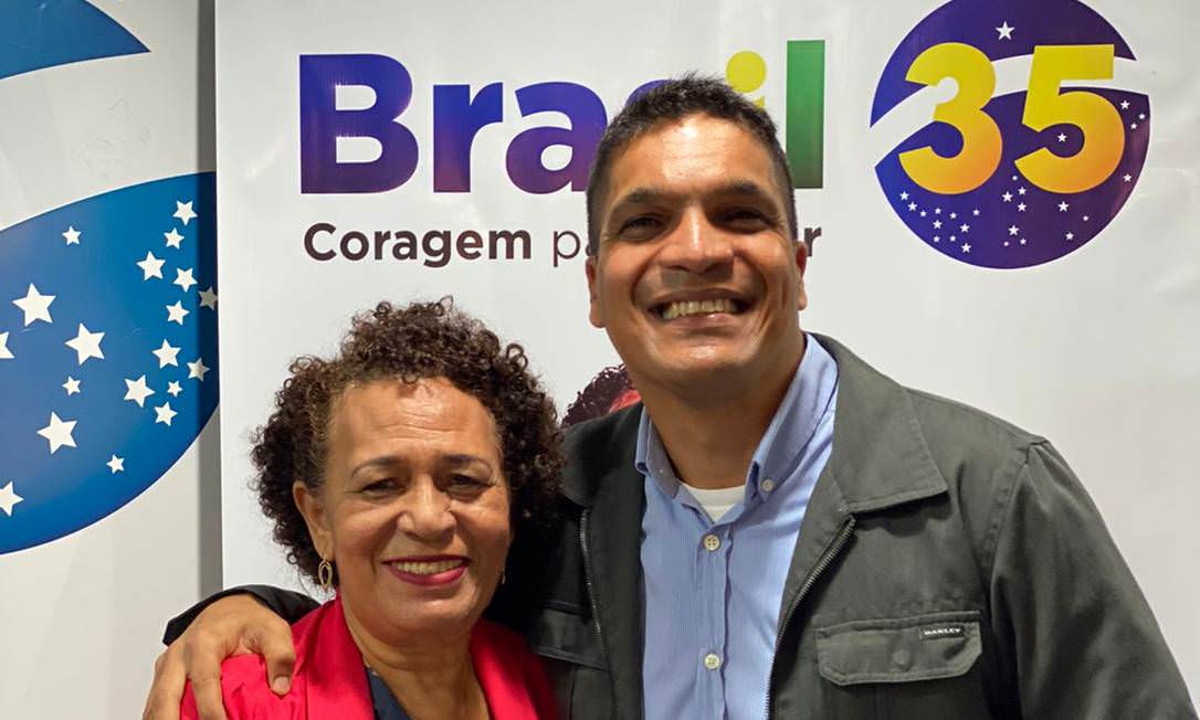 Cabo Daciolo filia-se ao Brasil 35 e lança pré-candidatura à Presidência