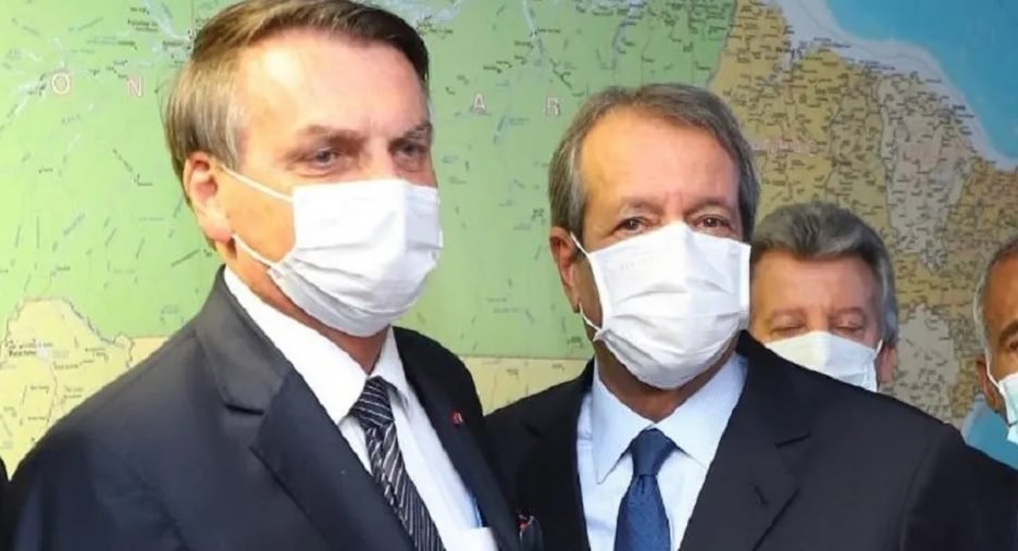Após Bolsonaro adiar 'casamento', PL convoca reunião com diretórios