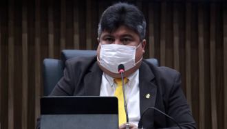 Comitê quer barrar aumento do 'Cotão' de R$ 33 mil dos vereadores de Manaus