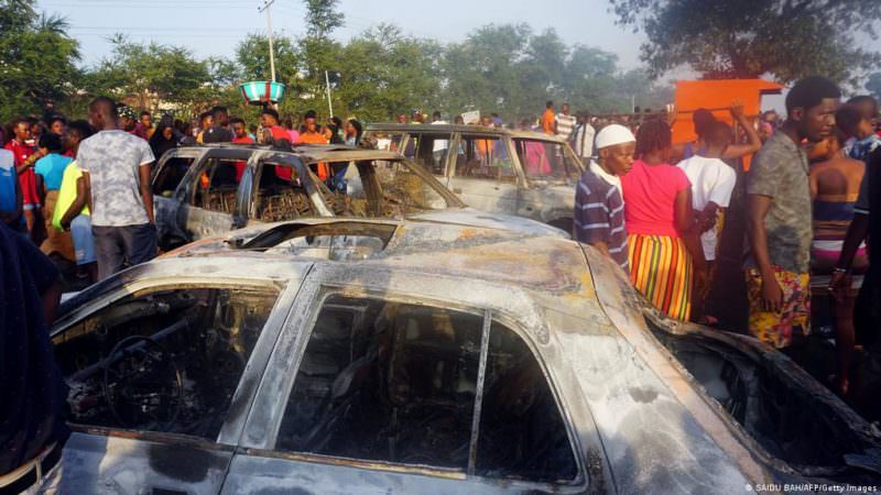 Explosão com petroleiro deixa 92 mortos em Serra Leoa