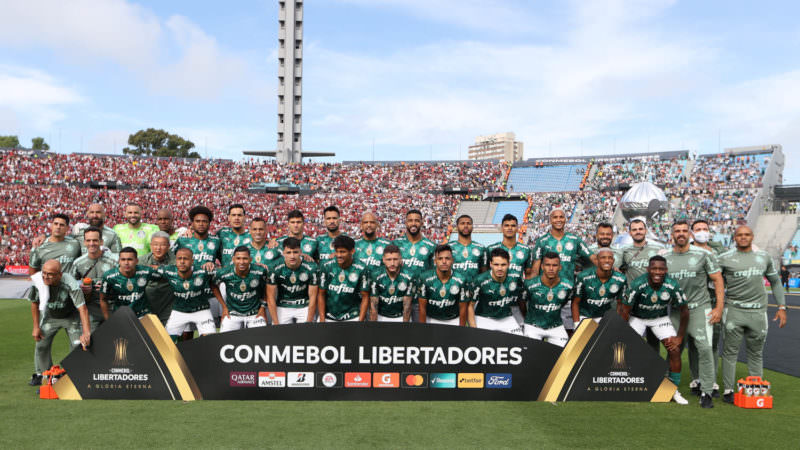 Glória eterna: Palmeiras supera Flamengo e é tri da Libertadores