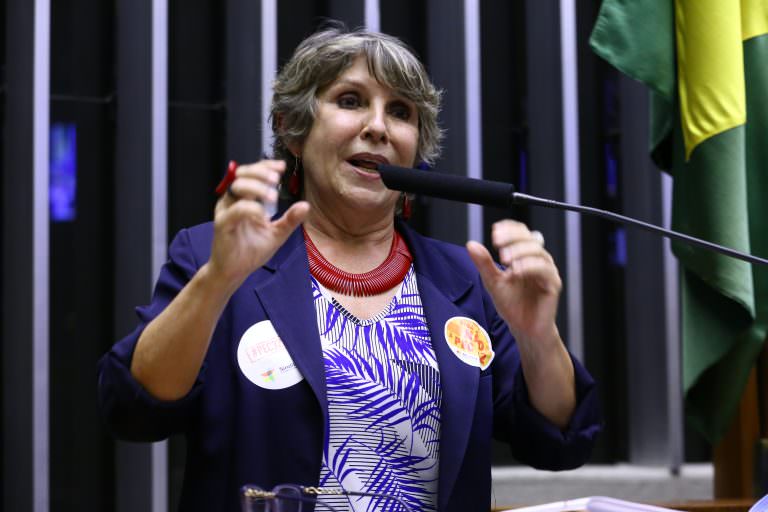 O projeto tramita em caráter conclusivo e ainda será analisado pelas comissões Seguridade Social e Família; Finanças e Tributação; e Constituição e Justiça e de Cidadania.