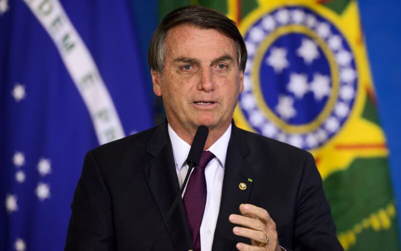 Bolsonaro afirma que Enem começa a ficar com ‘a cara do governo’