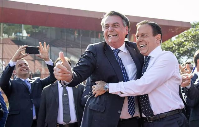 Doria alfineta Bolsonaro: ‘ele adora as minhas calças apertadas’