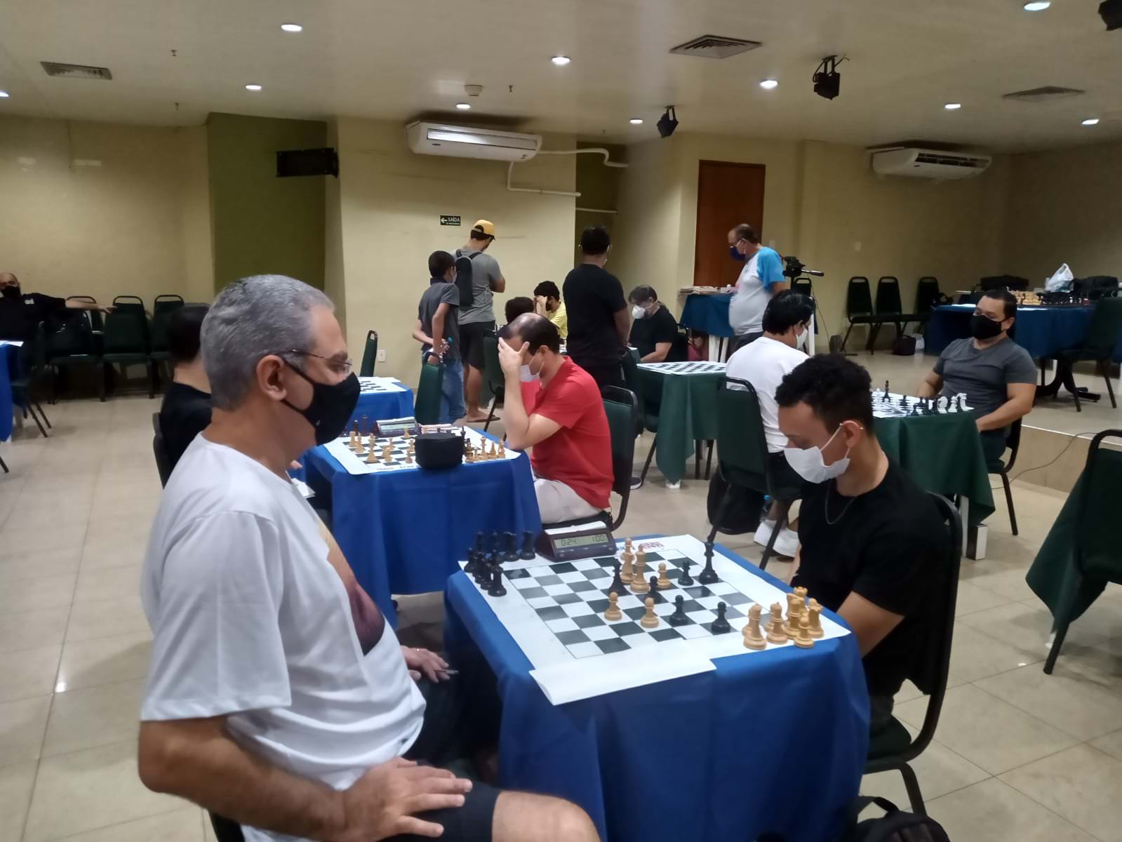 Campeonato Amazonense de Xadrez reúne feras de várias gerações em Manaus