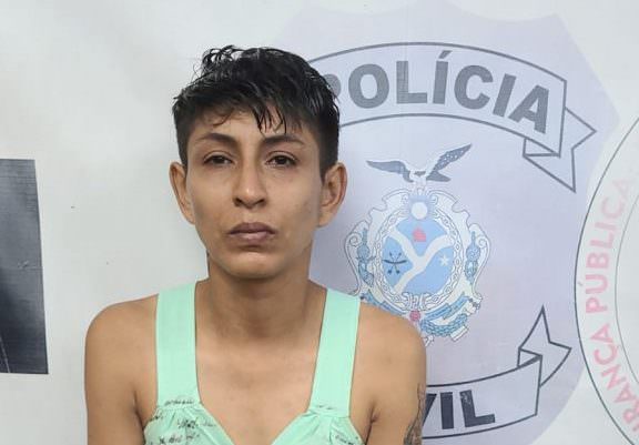 'Botinha', líder de facção criminosa, é presa em Manaus