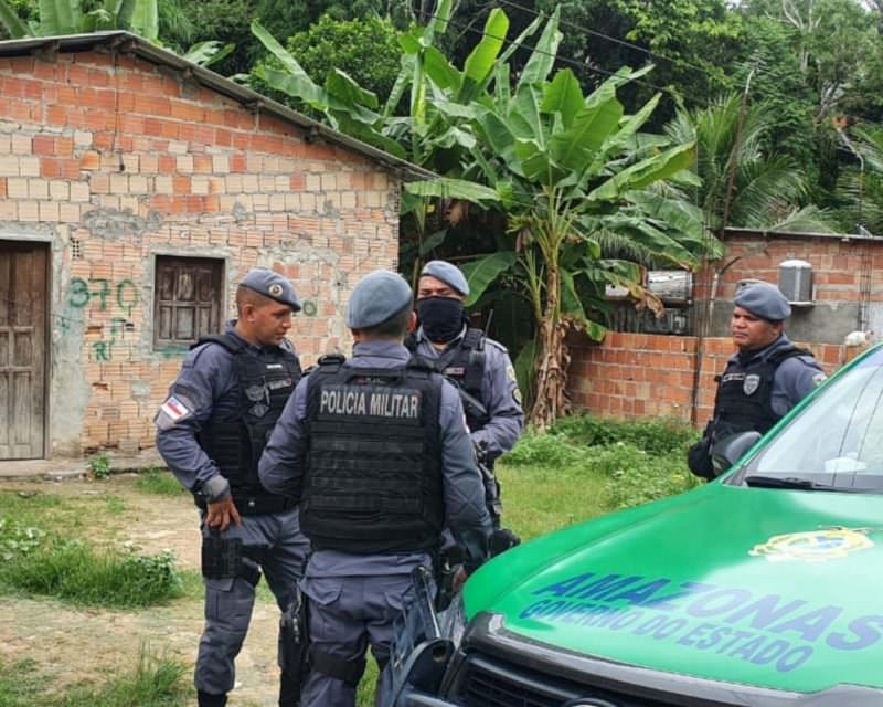 Casal é assassinado a tiros dentro de casa na zona Leste de Manaus