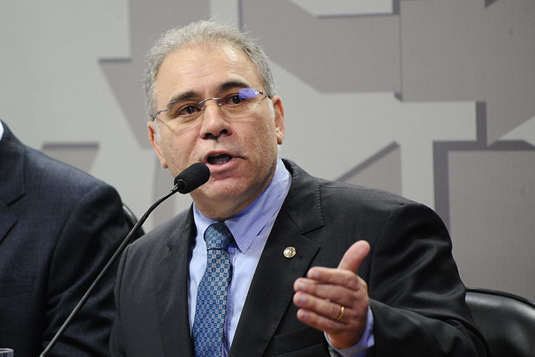 Queiroga confirma doação de 30 milhões de vacinas contra covid a outros países