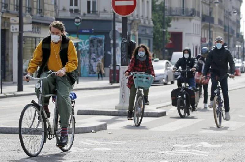 França e Reino Unido registram recordes de casos de Covid em 24h