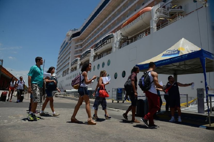 Anvisa recomenda suspensão da temporada de cruzeiros