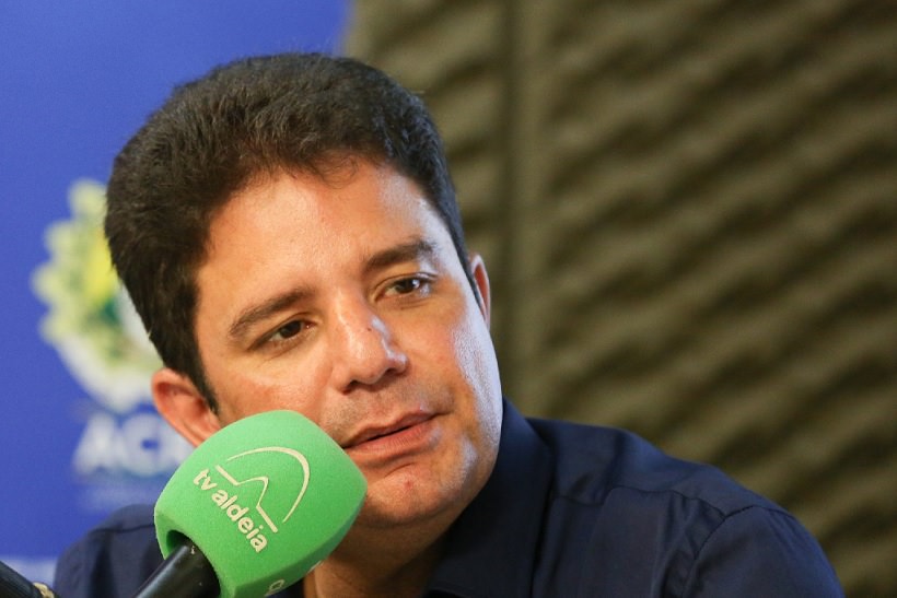 Governador do Acre é alvo de movimentações financeiras irregulares
