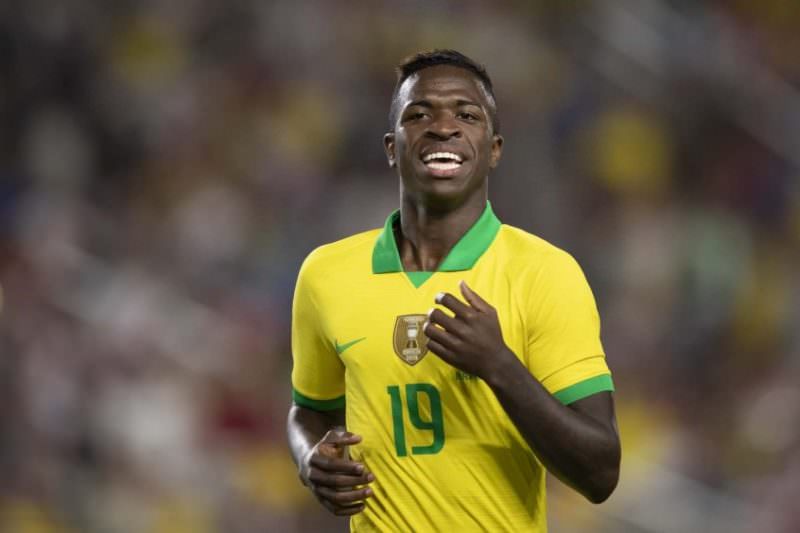 Com Vinicius Jr no ataque, Tite convoca jogadores para o primeiro confronto de 2022