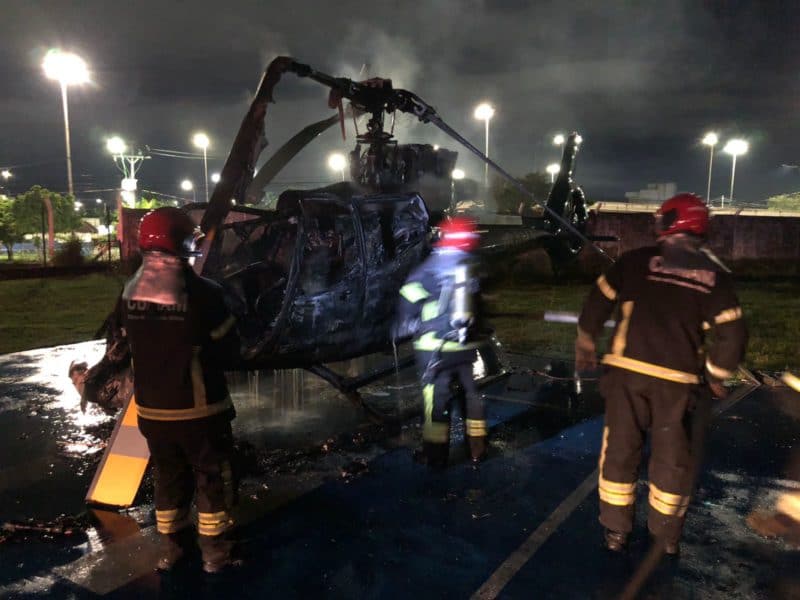 Vídeo: criminosos incendeiam helicóptero do Ibama em Manaus