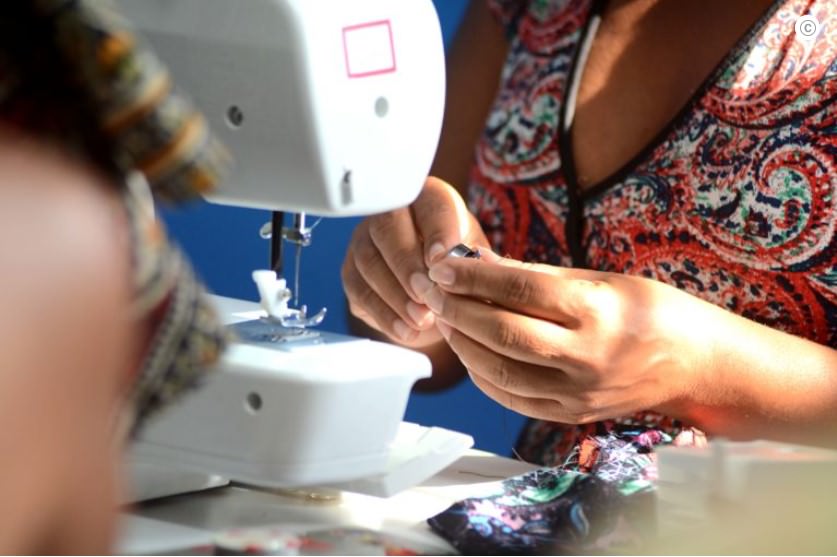 Setor de serviços cresce 2,4% em novembro, após dois meses de queda
