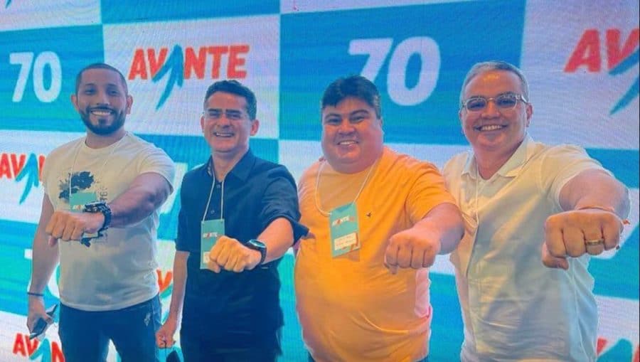David e aliados desembarcam em Recife sem publicar no Diário Oficial