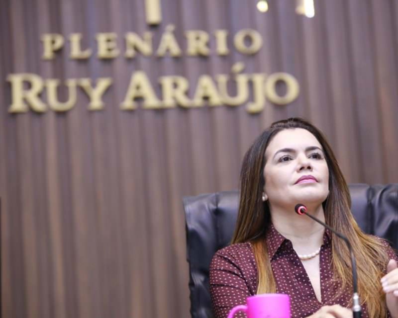 Alessandra Campêlo afirma que voltará para Aleam e concorrerá à reeleição