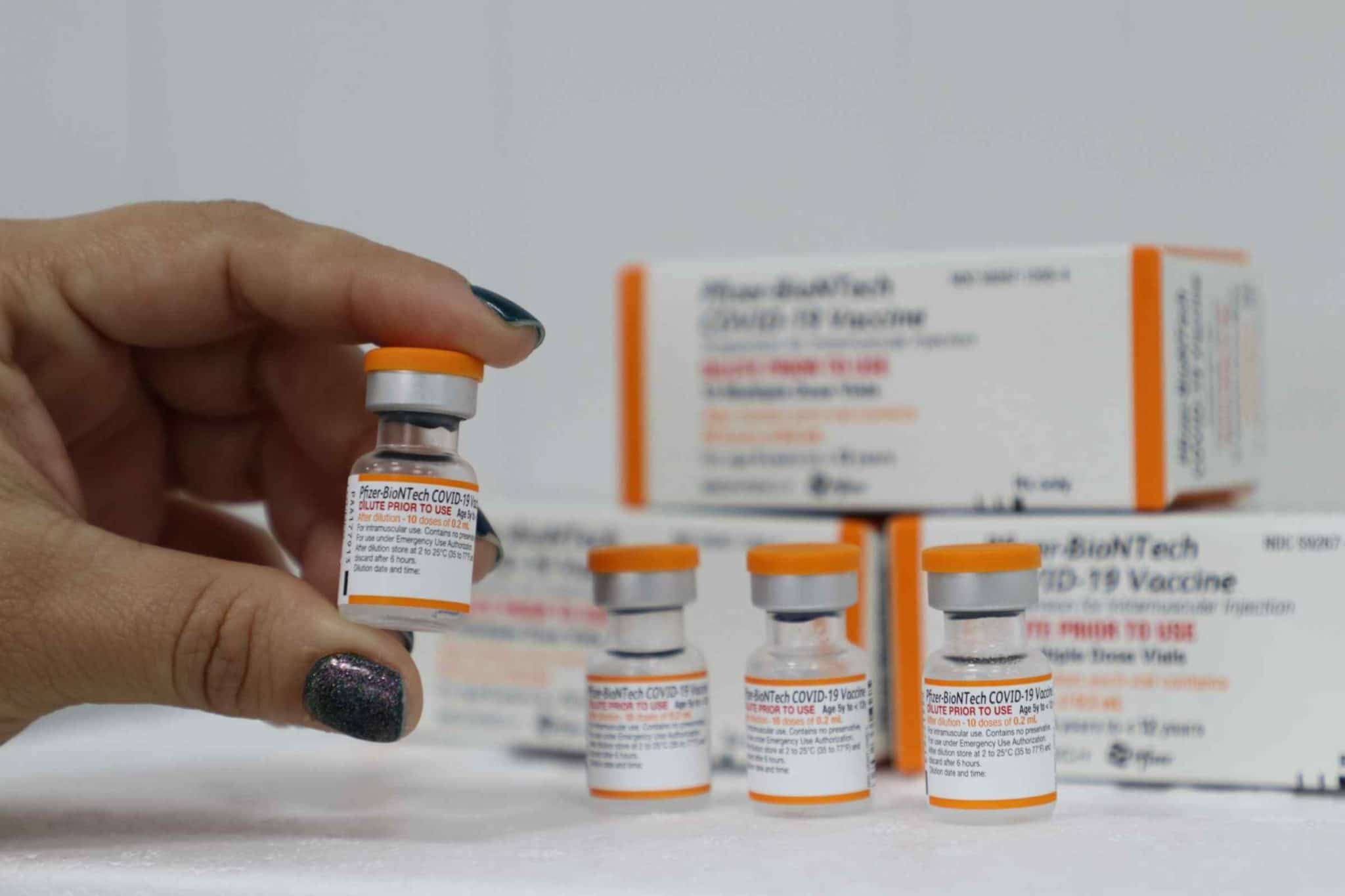 AM recebe mais 96,9 mil doses de vacinas da Pfizer pediátrica e adultos