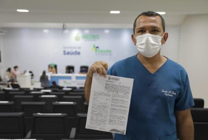 Amazonas contrata 1.300 profissionais de saúde para enfrentar nova onda de Covid