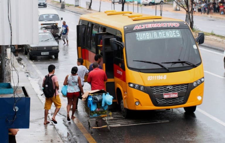 Em sessão conturbada, CMM aprova novo modal para substituir ‘amarelinhos’ em Manaus