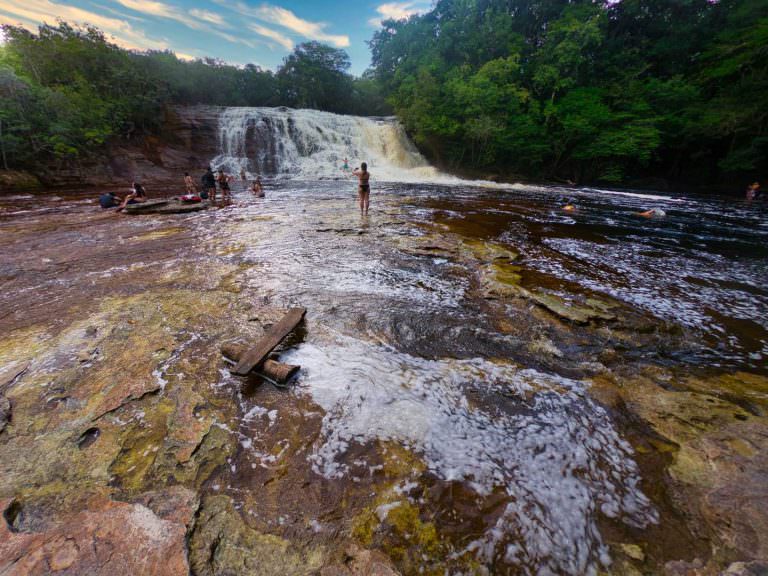 5 cachoeiras de Presidente Figueiredo para quem ama aventura