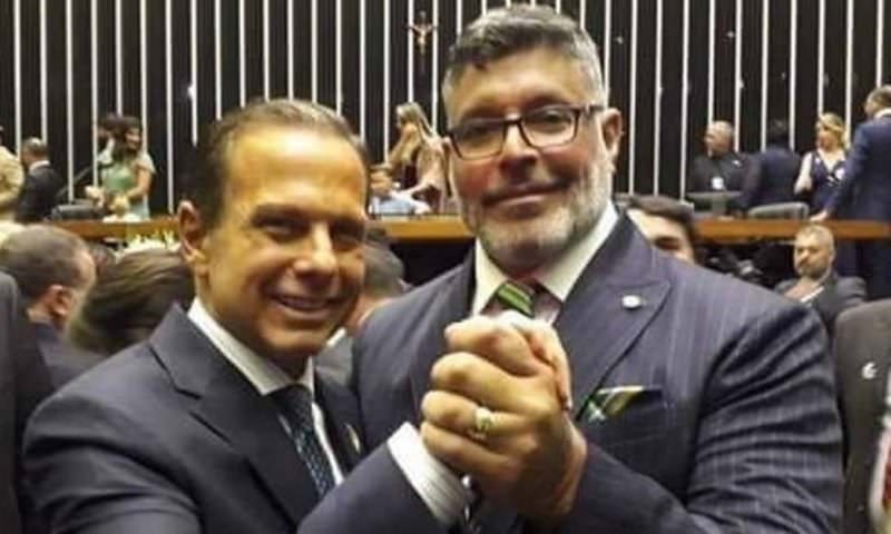 Ex-aliado de Bolsonaro, Frota chama Câmara de ‘lixo’ e se oferece a Doria: ‘estou aqui’