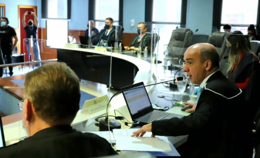 Contas de gestor de Boa Vista do Ramos apresenta irregularidades e TCE aplica multa de R$74 mil