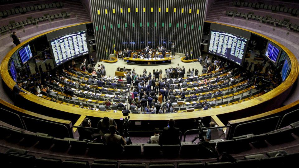 TSE amplia prazo para federação partidária até 31 de maio